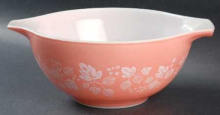 Gooseberry Pink 9" Cinderella Mixing Bowl by Pyrex