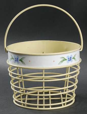 Summer Breeze Wire/Metal Basket
