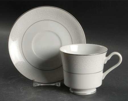 Candlelight Footed Cup & Saucer Set