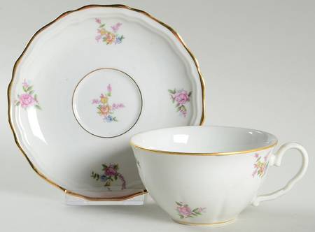 Nena Flat Cup & Saucer Set