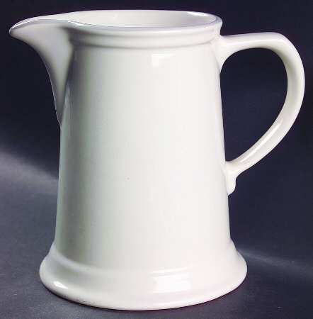 PFA32 32 Oz Pitcher