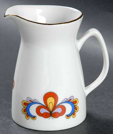 Farmer's Rose (Coupe, Gold Trim) Creamer