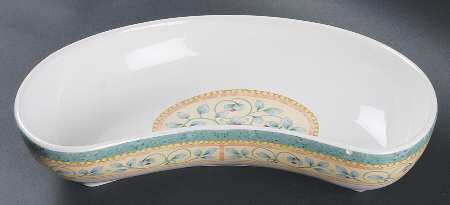 French Quarter (Stoneware) Crescent Bowl