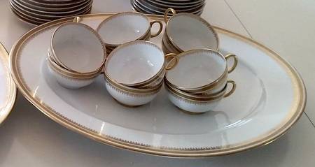 POY289 18" Oval Serving Platter