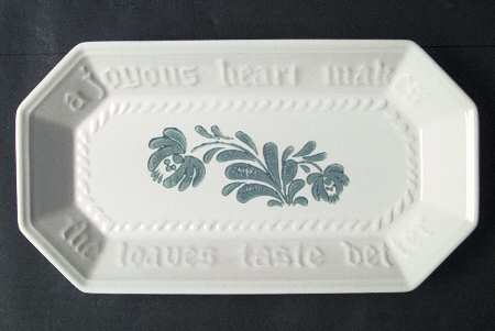 Yorktowne Bread Tray