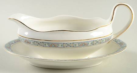 POP184 Gravy Boat & Underplate by Pope Gosser