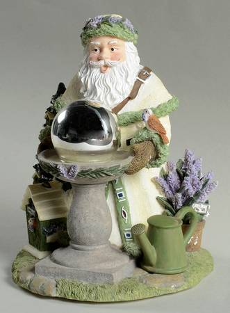 Naturewood Holiday Santa Claus Figurine