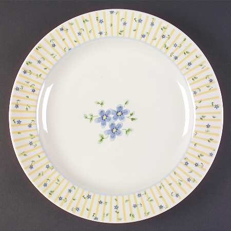Melissa 12" Chop Plate (Round Platter)