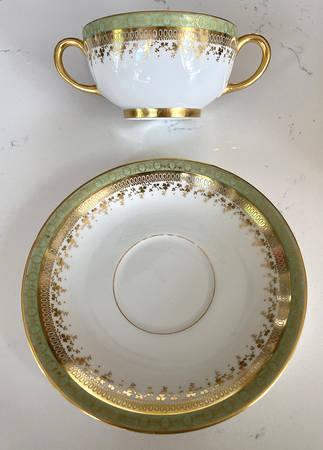 POY374 Footed Bouillon Cup & Saucer