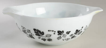 Gooseberry 13" Cinderella Mixing Bowl