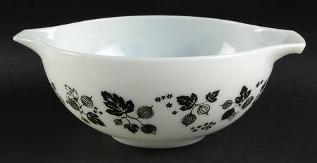Gooseberry 10" Cinderella Mixing Bowl