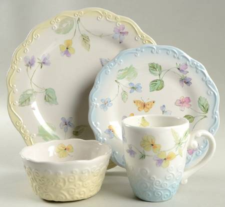 Vienna Floral 4 Piece Place Setting