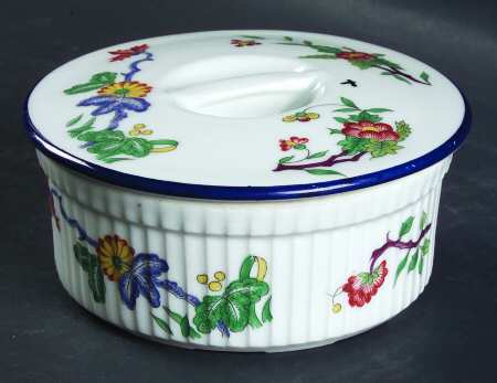 Chateau de Conde Ramekin with Lid