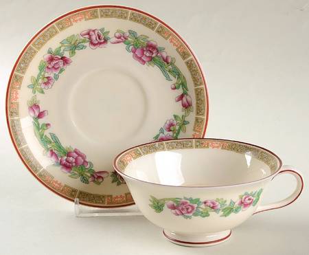 PEU2 Footed Cup & Saucer Set