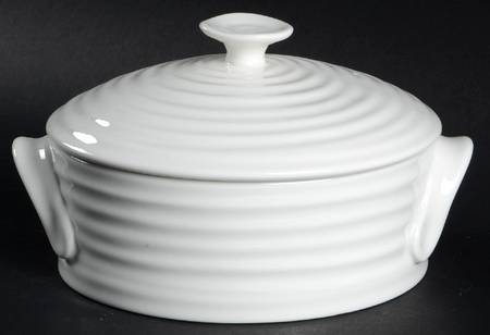Sophie Conran White Round Covered Baker