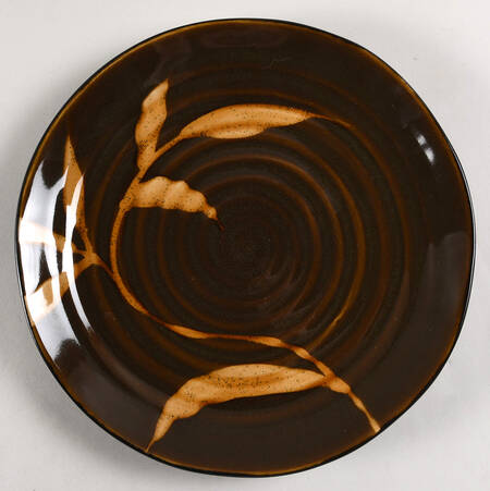 Dakara Dinner Plate