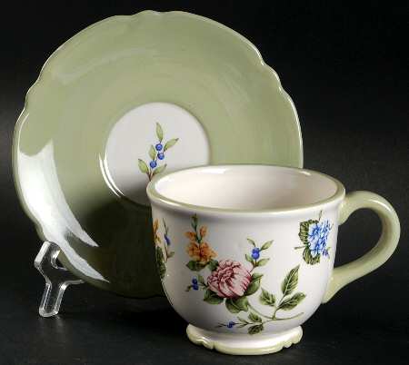 Vintage Garden Footed Cup & Saucer Set