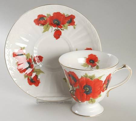 Poppy Footed Cup & Saucer Set