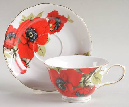 Poppy Footed Cup & Saucer Set