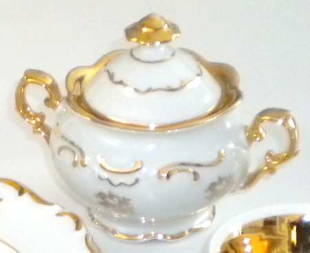 PRZ2 Sugar Bowl & Lid by Porzellan