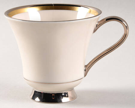 Champagne (White Background) by Pickard