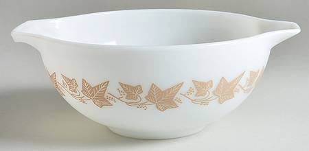 Sandalwood 10" Cinderella Mixing Bowl