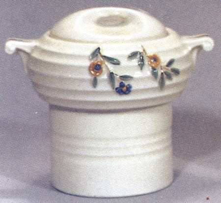 Beehive Floral Spray 4 Cup Boiler with Lid by Porcelier