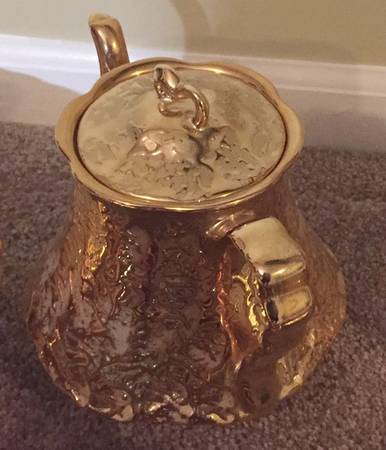 PKV1 Teapot & Lid