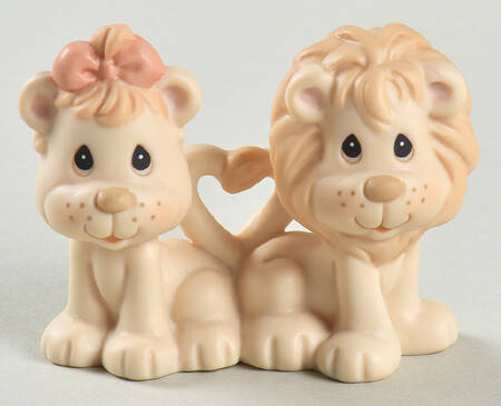 A Tail of Love-Lions Two By Two by Precious Moments
