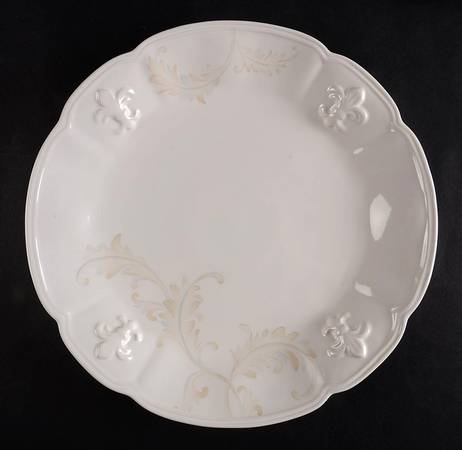 Fleur de Lys Cream by Portmeirion