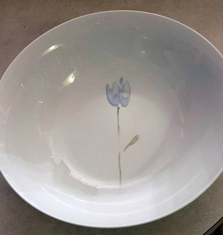 Floral (Single Flower Center) 9" Individual Pasta Bowl
