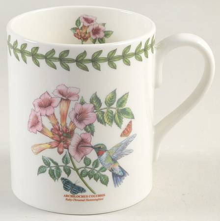 Botanic Garden Birds Mug with Laurel Band