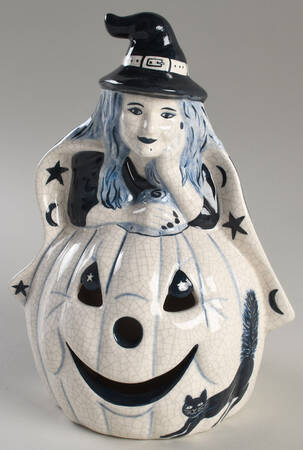 Giftware (No Rabbits) Figurine