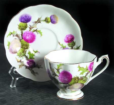 Dundee Thistle Footed Cup & Saucer Set