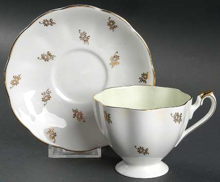 5365 Footed Cup & Saucer Set