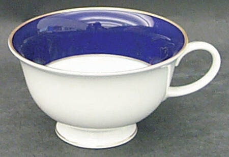 Claudine Footed Cup
