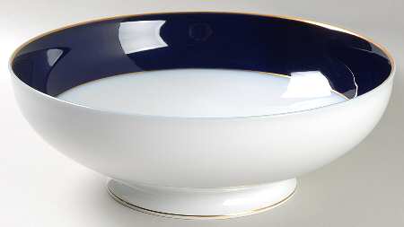 Claudine 9" Round Vegetable Bowl