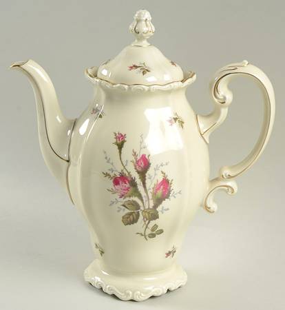 Moss Rose (Pompadour, Ivory Body, Off Center) Coffee Pot & Lid