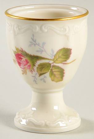 Moss Rose (Pompadour, Ivory Body, Off Center) Single Egg Cup