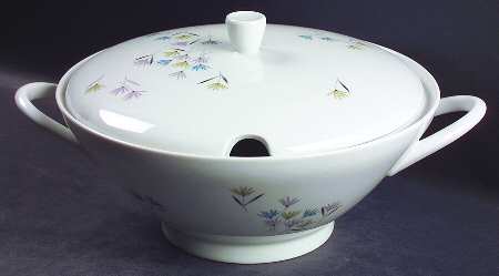 3722 Tureen &  Lid