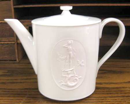 Arcadia Cream--White Teapot & Lid