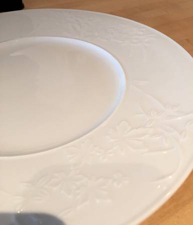 Field Flowers Service Plate (Charger) by Royal Berlin