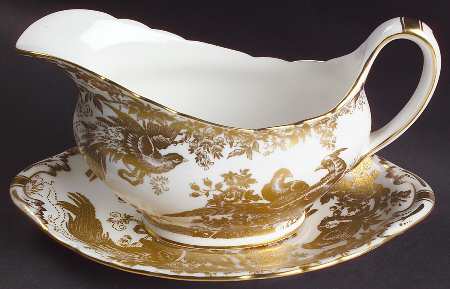 Gold Aves Gravy Boat & Underplate