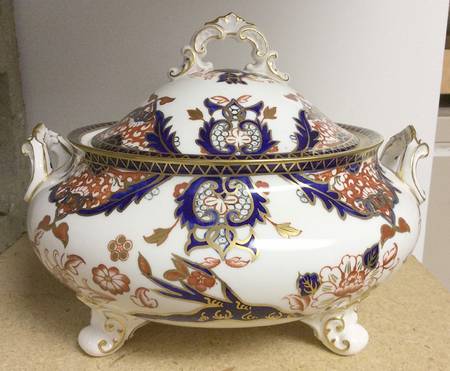 Kings (Newer Backstamp) Round Covered Vegetable