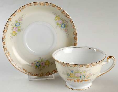 Footed Cup & Saucer Set
