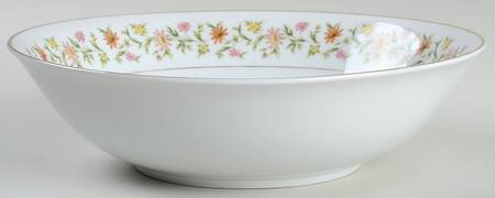 Michelle 9" Round Vegetable Bowl