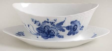 Gravy Boat with Attached Underplate