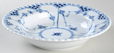 Blue Fluted Full Lace (No Trim) Rim Soup Bowl