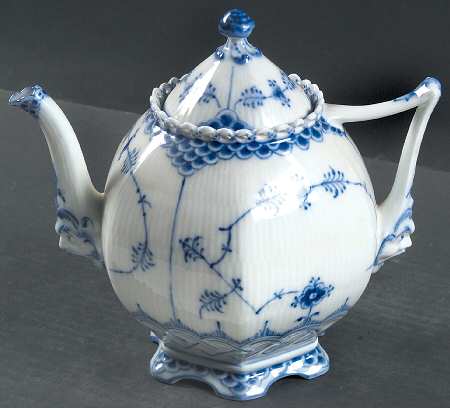 Blue Fluted Full Lace (No Trim) Small Teapot & Lid