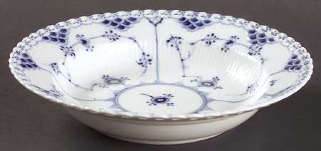 Blue Fluted Full Lace (No Trim) Rim Soup Bowl